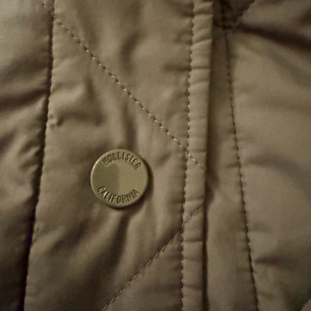 Neutral Quilted Jacket - Picture 10 of 15